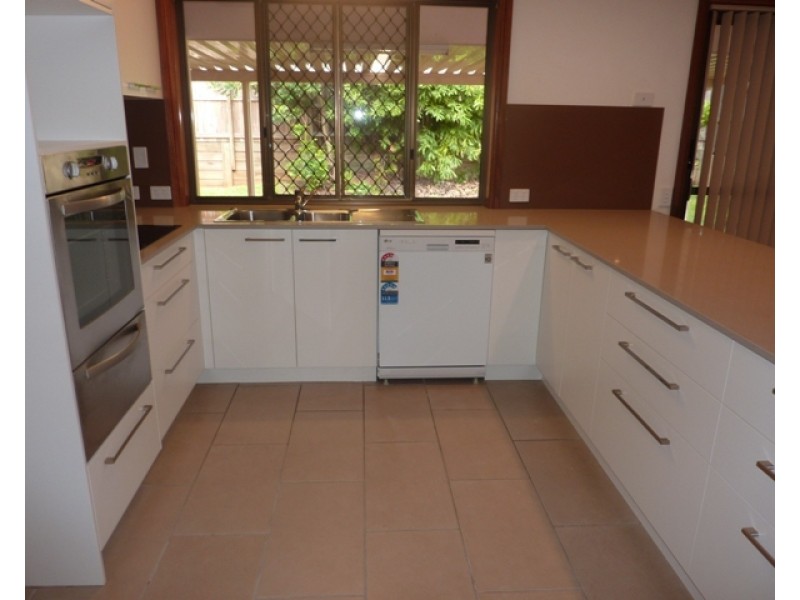 10 Woorabinda Street, Runcorn QLD 4113