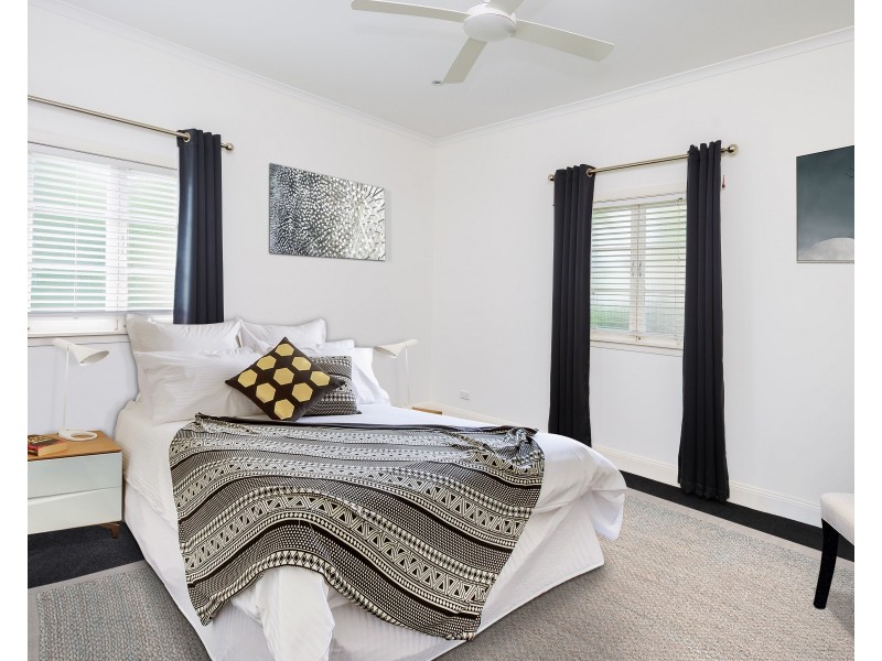 71 Nyleta Street, Coopers Plains QLD 4108