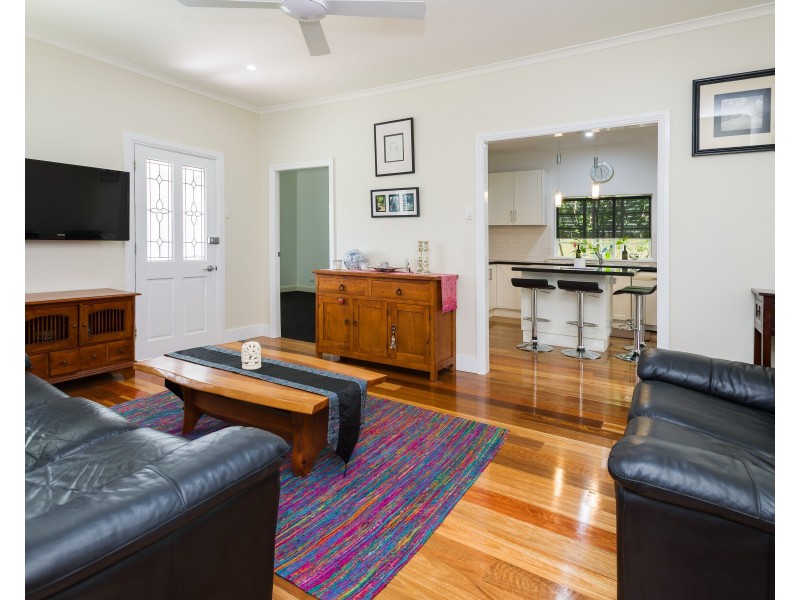 71 Nyleta Street, Coopers Plains QLD 4108