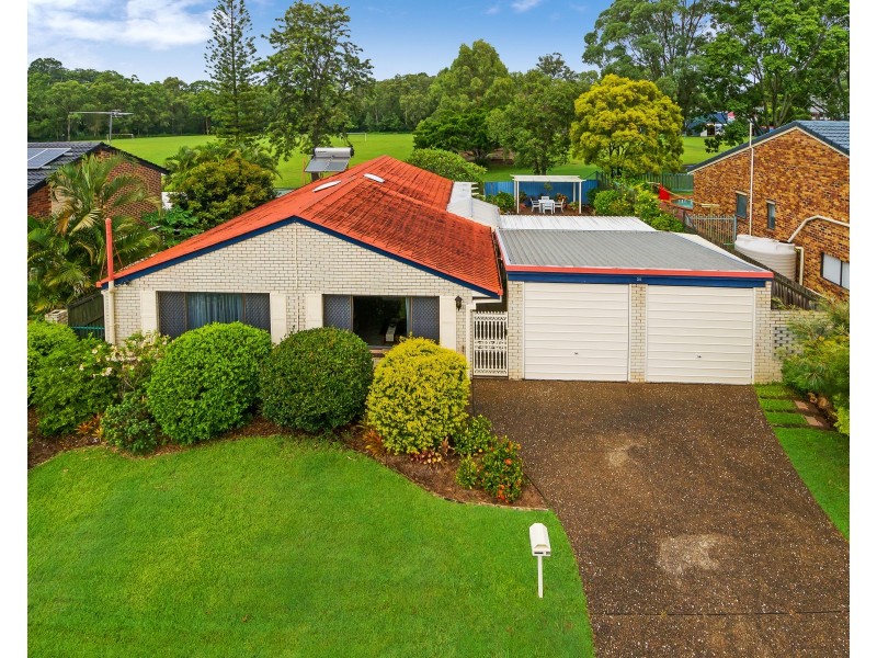 35 Kenora Street, Mansfield QLD 4122