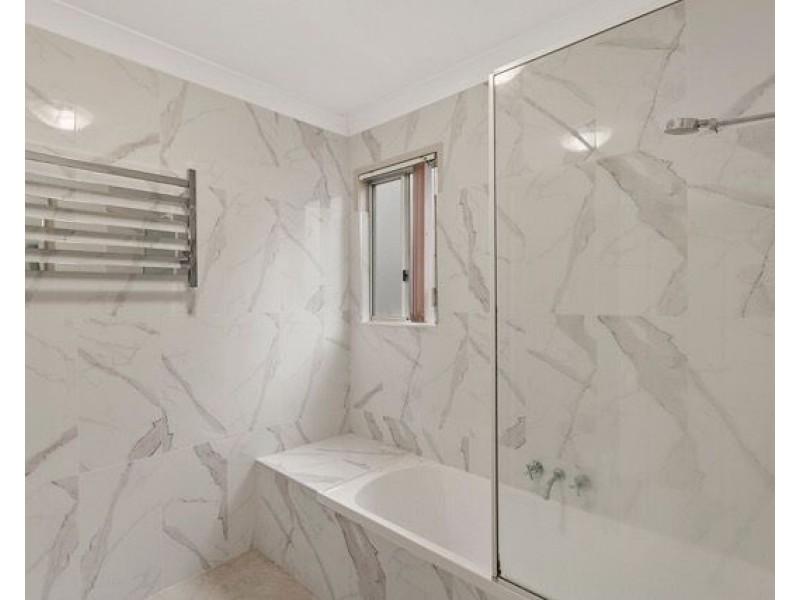 8/27 – 35 Lani Street, Wishart QLD 4122