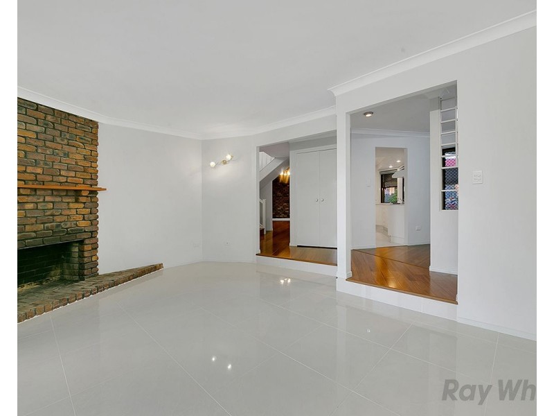 1 Stanton Court, Eight Mile Plains QLD 4113