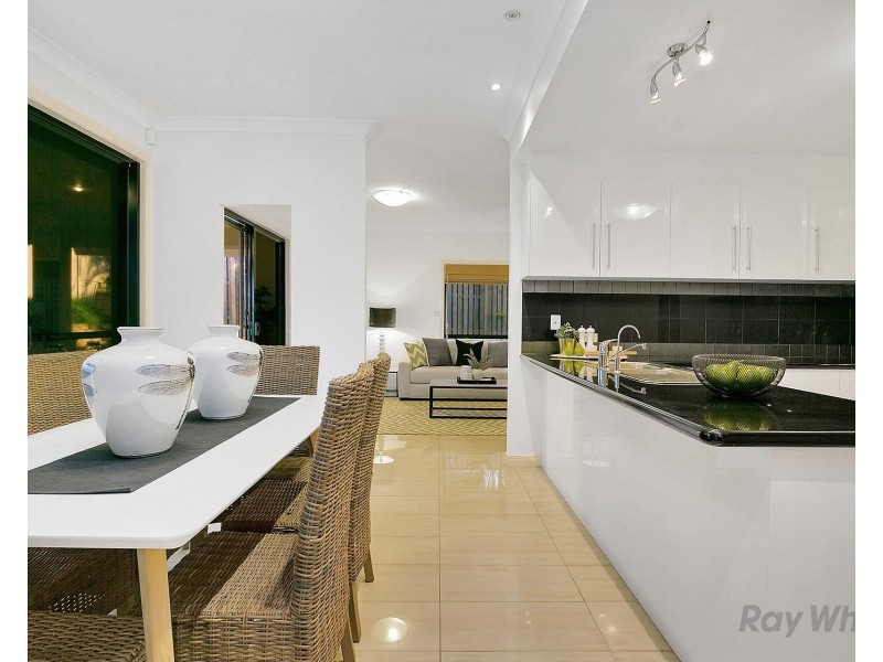 31 Ellendale Circuit, Eight Mile Plains QLD 4113