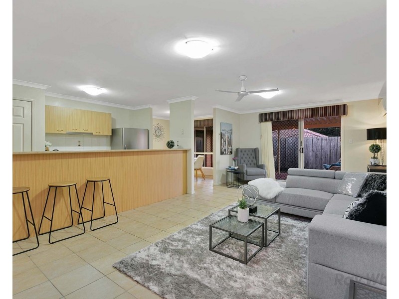 5 Innes Close, Parkinson QLD 4115