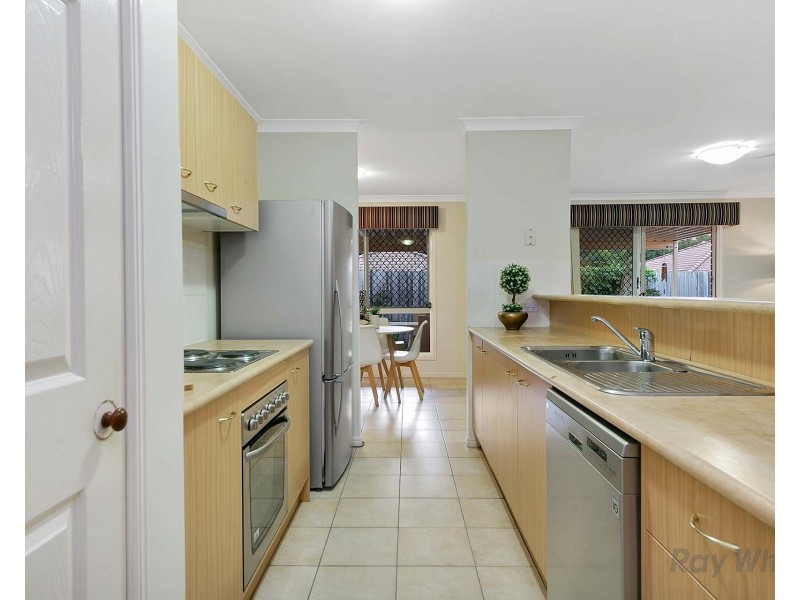 5 Innes Close, Parkinson QLD 4115