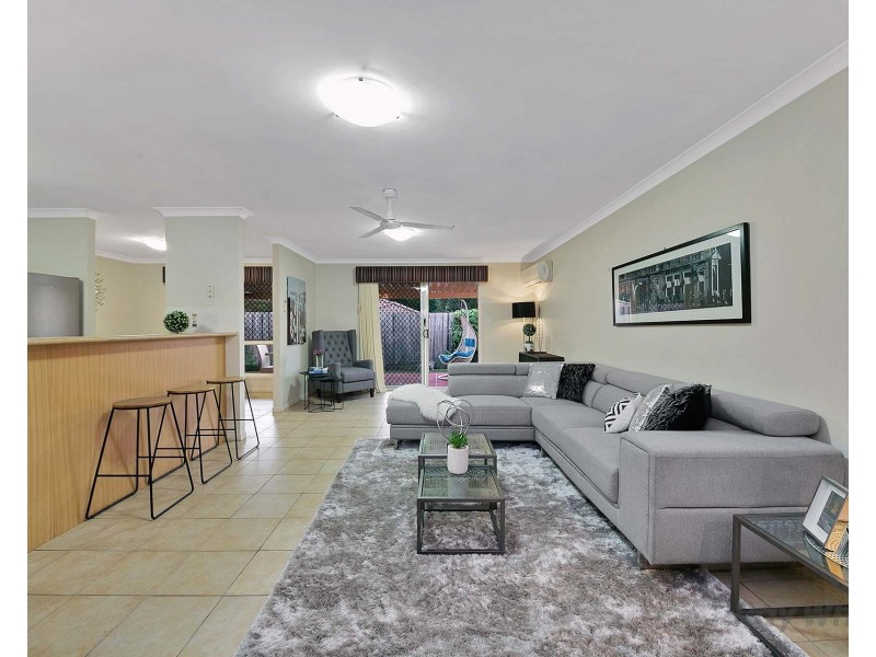 5 Innes Close, Parkinson QLD 4115