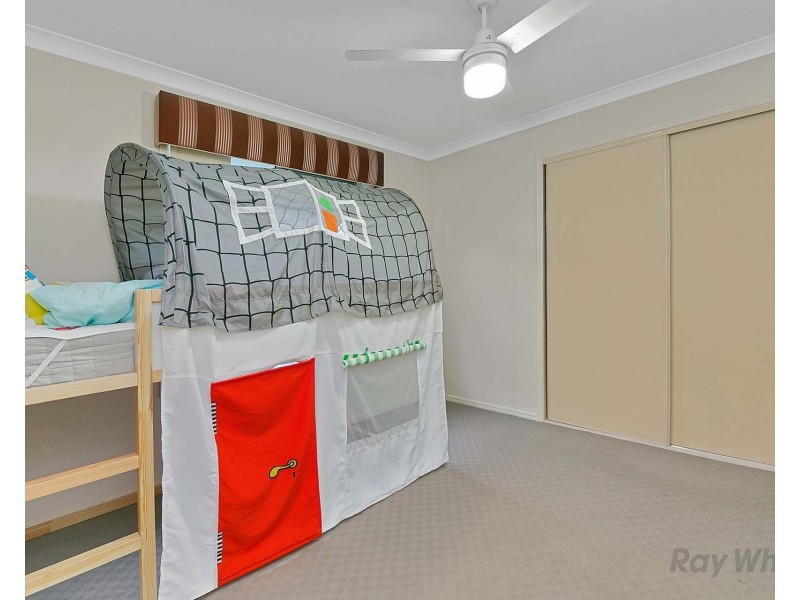 5 Innes Close, Parkinson QLD 4115