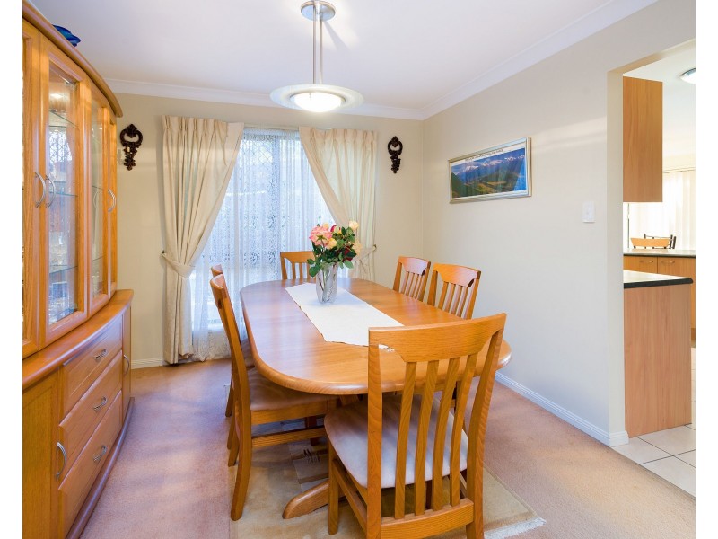 3 Picardie Close, Mansfield QLD 4122