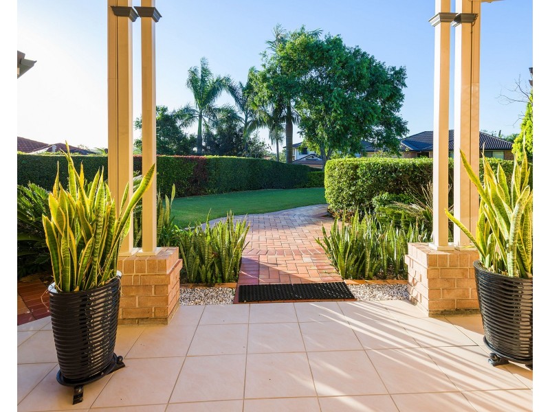 3 Picardie Close, Mansfield QLD 4122