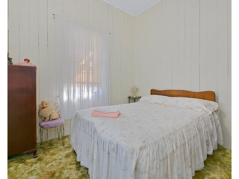 40 Burrai Street, Morningside QLD 4170