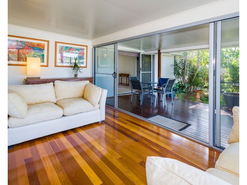 22 Bluebell Street, Mansfield QLD 4122