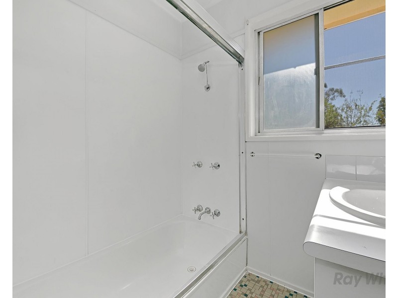 15 Hinton Street, Runcorn QLD 4113