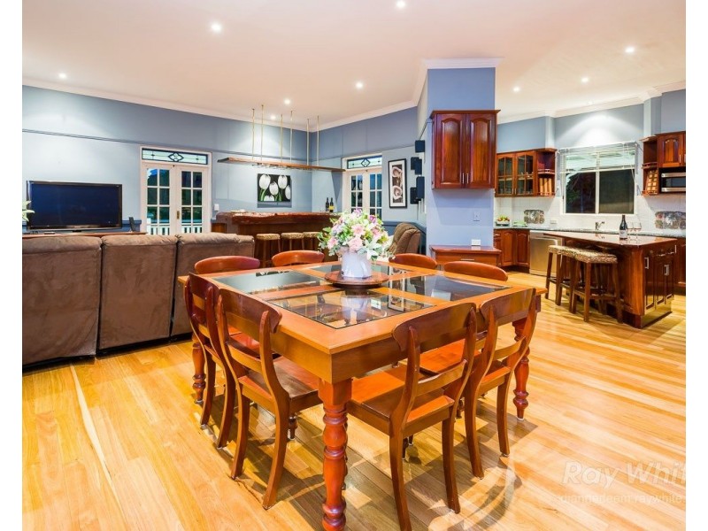 38 Maisie Place, Eight Mile Plains QLD 4113