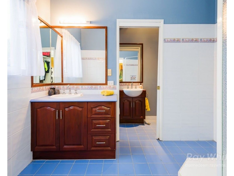 38 Maisie Place, Eight Mile Plains QLD 4113