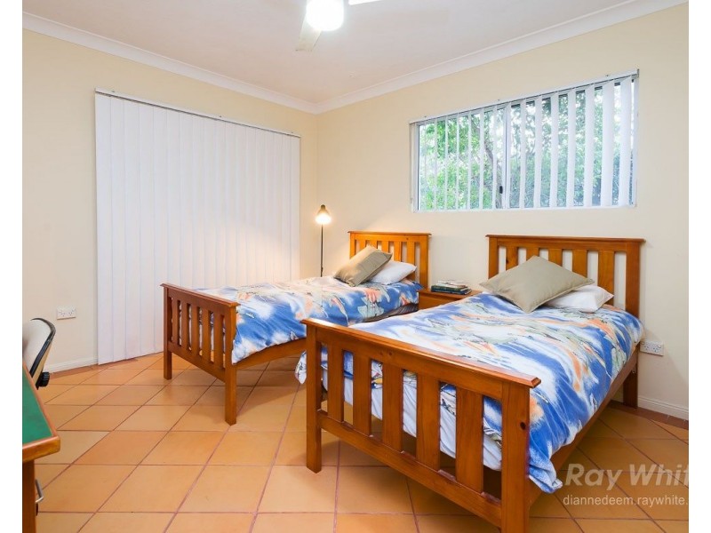 38 Maisie Place, Eight Mile Plains QLD 4113