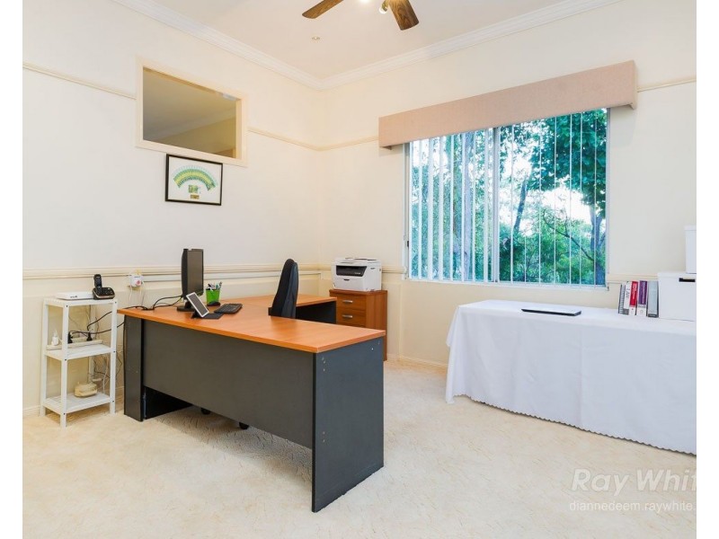 38 Maisie Place, Eight Mile Plains QLD 4113