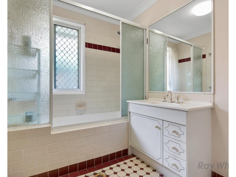 18 Neath Street, Sunnybank Hills QLD 4109