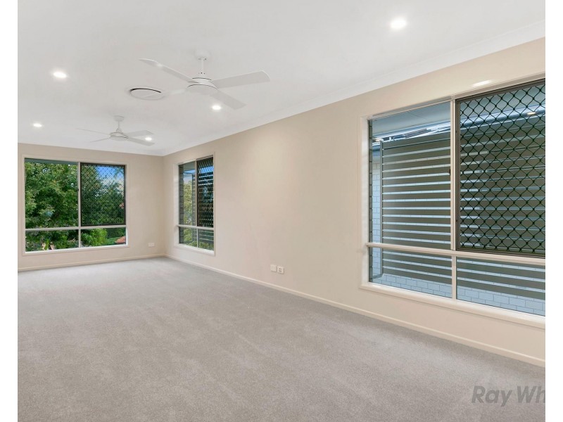 16 Chester Road, Eight Mile Plains QLD 4113