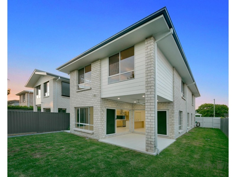 16 Chester Road, Eight Mile Plains QLD 4113