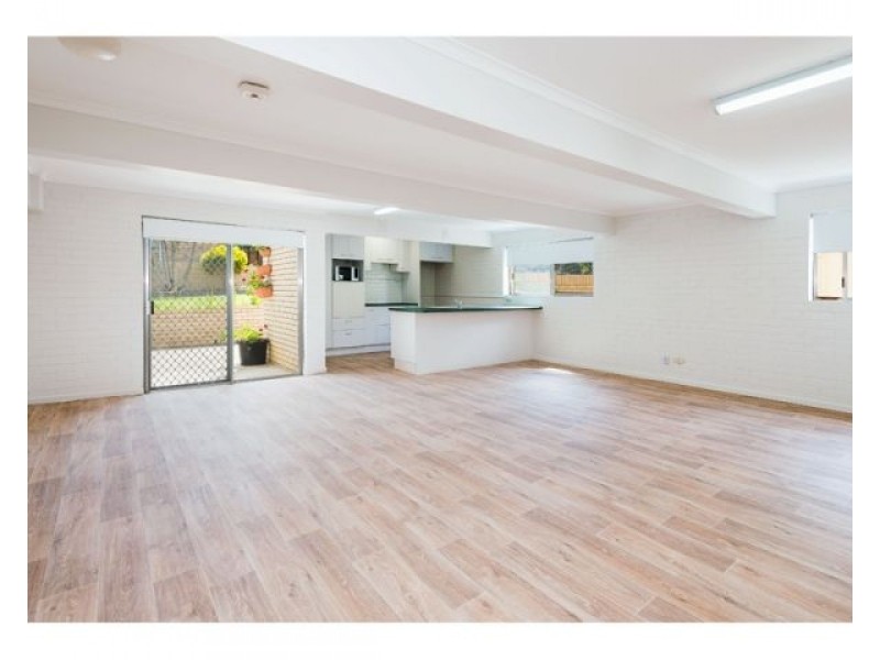 7 Midwood Street, Wishart QLD 4122