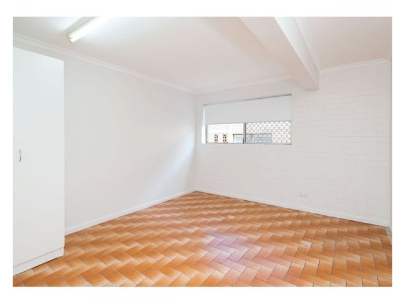 7 Midwood Street, Wishart QLD 4122