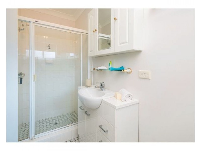 7 Midwood Street, Wishart QLD 4122