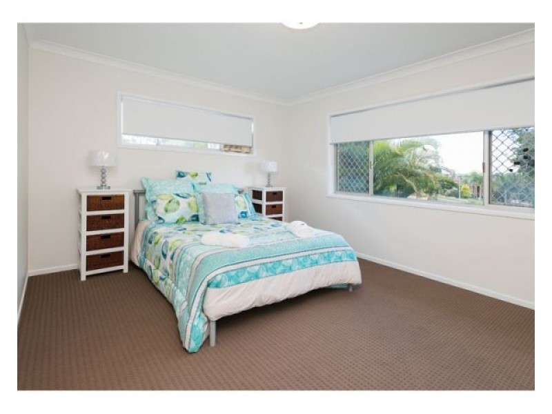 7 Midwood Street, Wishart QLD 4122