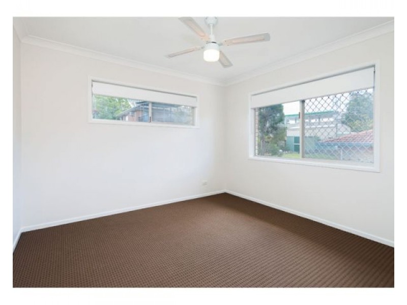 7 Midwood Street, Wishart QLD 4122