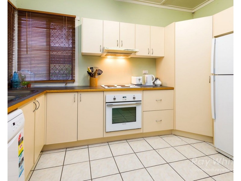 48 Bovey Street, Coopers Plains QLD 4108