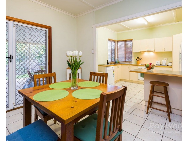 48 Bovey Street, Coopers Plains QLD 4108