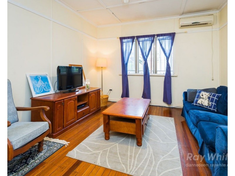 48 Bovey Street, Coopers Plains QLD 4108