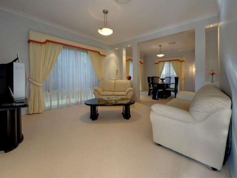 53 The Parkway, Stretton QLD 4116