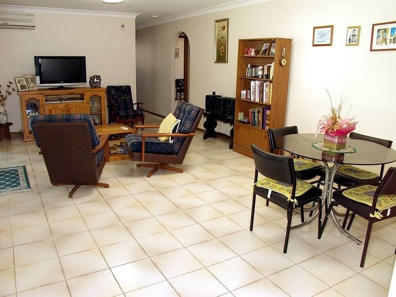 64 Malbon Street, Eight Mile Plains QLD 4113