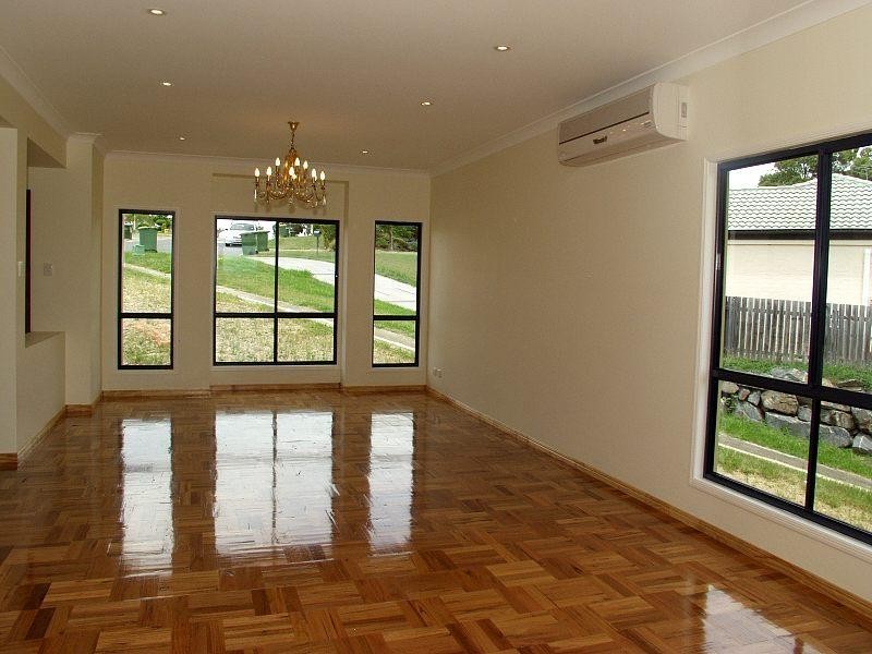 16 Nexus Close, Edens Landing QLD 4207