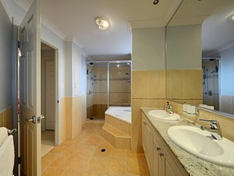 53 The Parkway, Stretton QLD 4116