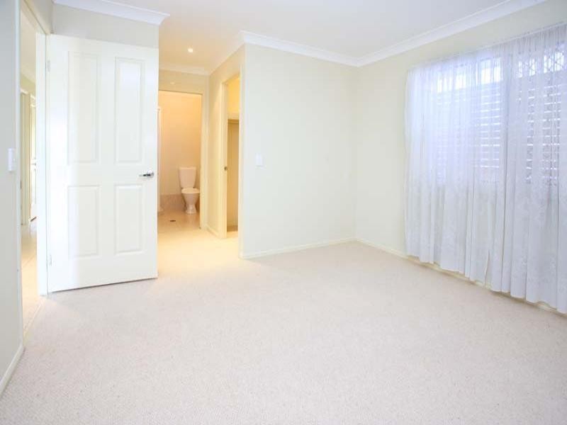 9 Keeling Street, Coopers Plains QLD 4108