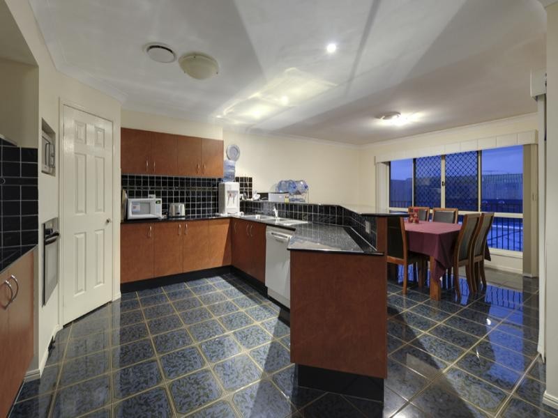 42 Leelaben Place, Eight Mile Plains QLD 4113