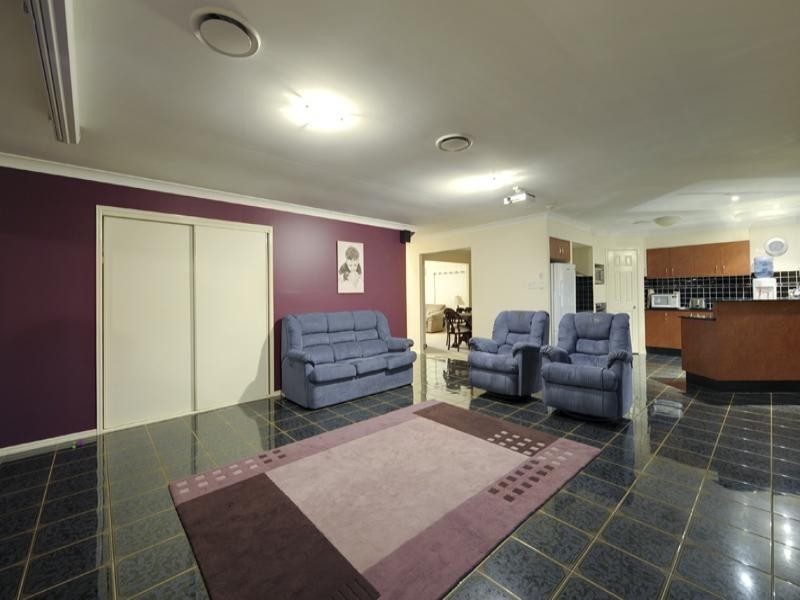 42 Leelaben Place, Eight Mile Plains QLD 4113