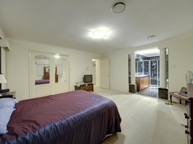 42 Leelaben Place, Eight Mile Plains QLD 4113