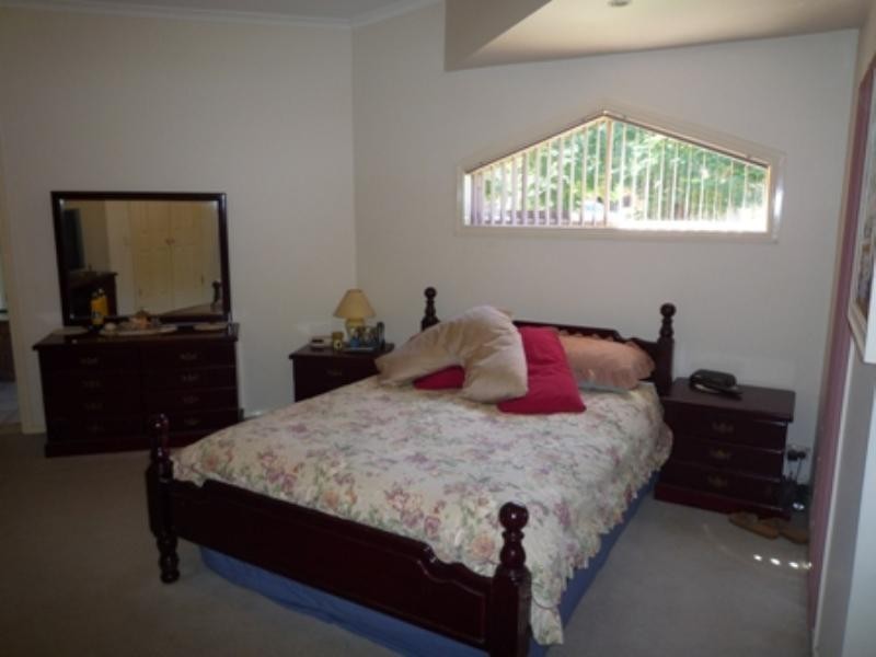 6 Geranium Court, Eight Mile Plains QLD 4113