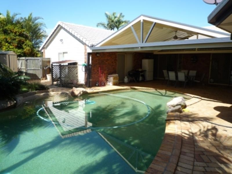 6 Geranium Court, Eight Mile Plains QLD 4113