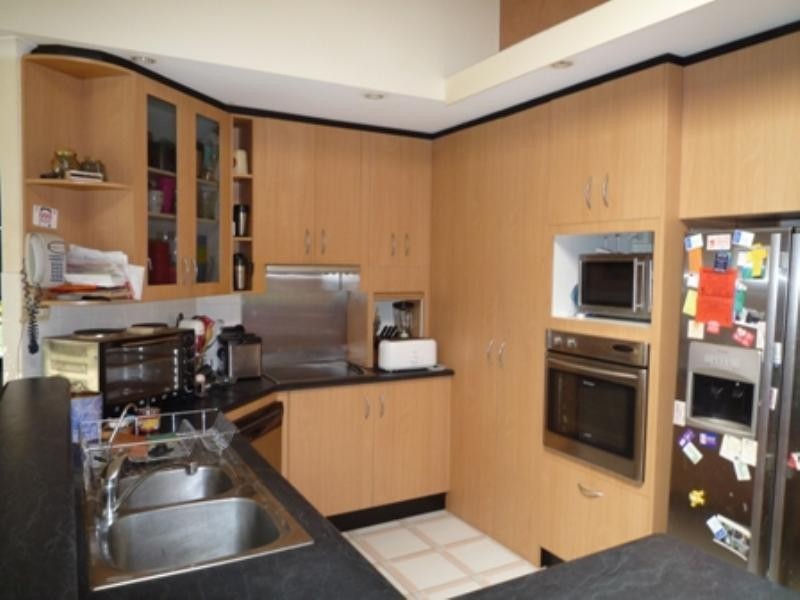 6 Geranium Court, Eight Mile Plains QLD 4113