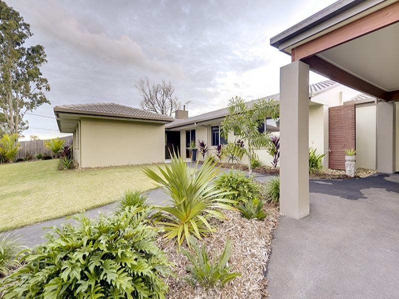 11 Ridge Road, Tanah Merah QLD 4128