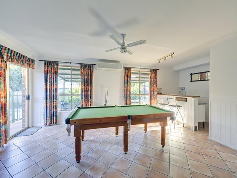 51 Chesterfield Crescent, Kuraby QLD 4112