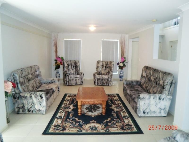 118 Rubicon Crescent, Kuraby QLD 4112