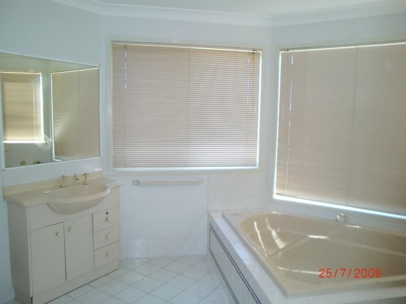 118 Rubicon Crescent, Kuraby QLD 4112