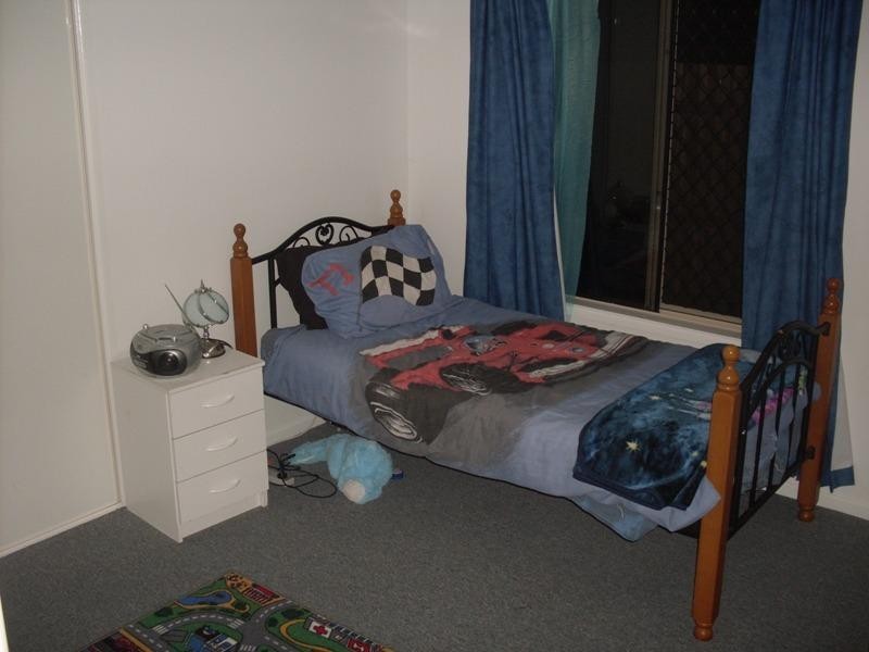 5 Jacinta Court, Crestmead QLD 4132