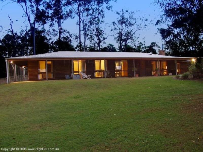 105 Van Dieren Road, Pallara QLD 4110