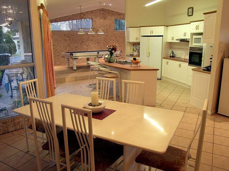 15 CURRAJONG Street, Calamvale QLD 4116