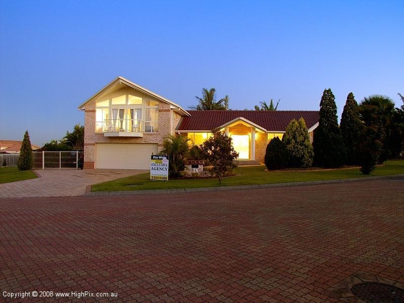 15 CURRAJONG Street, Calamvale QLD 4116